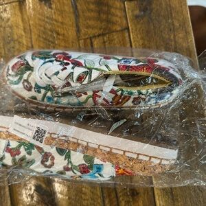 New Floral Shoes size 36